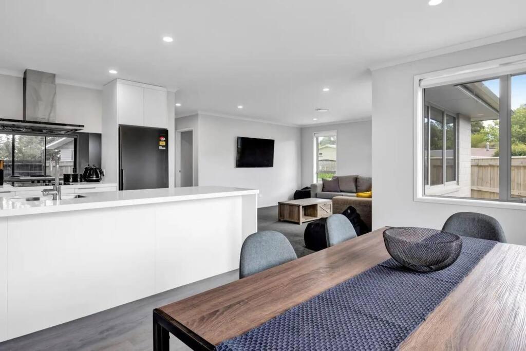 Fairbank Avenue Villa Stratford Exterior photo